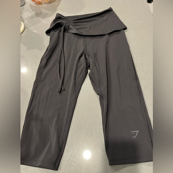 Gymshark Pants - Gymshark fold over cropped pants